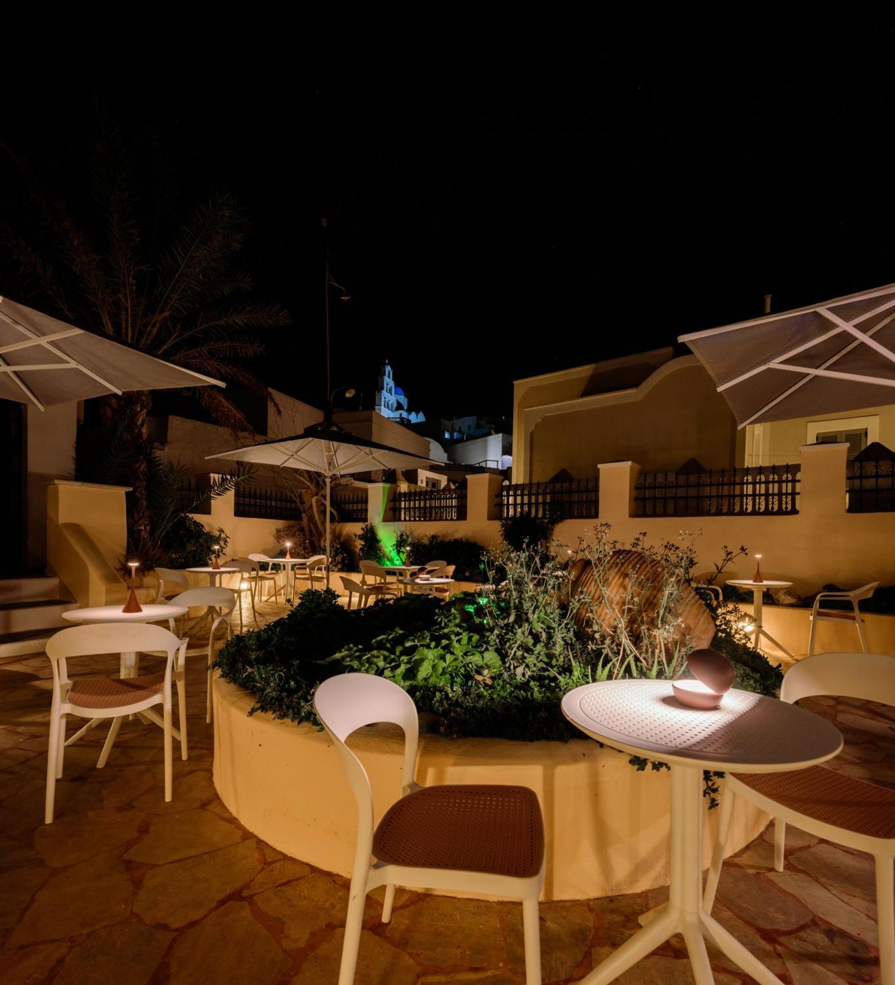 Ikio Concept Santorini Hotel Pýrgos Exterior foto